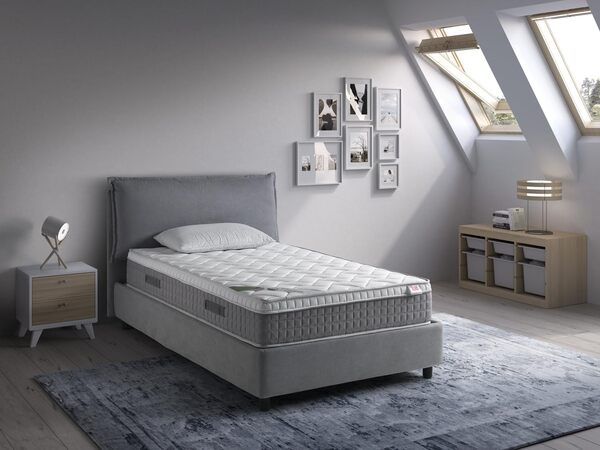 EVERGREENWEB Matelas 120x190 avec Surmatelas intégré en Mousse à Mémoire de Forme 7 Zones Ergonomique, 25 cm de hauteur + Oreiller GRATUIT Housse Blanc Rembourré à Effet Massant Tissu Hypoallergénique