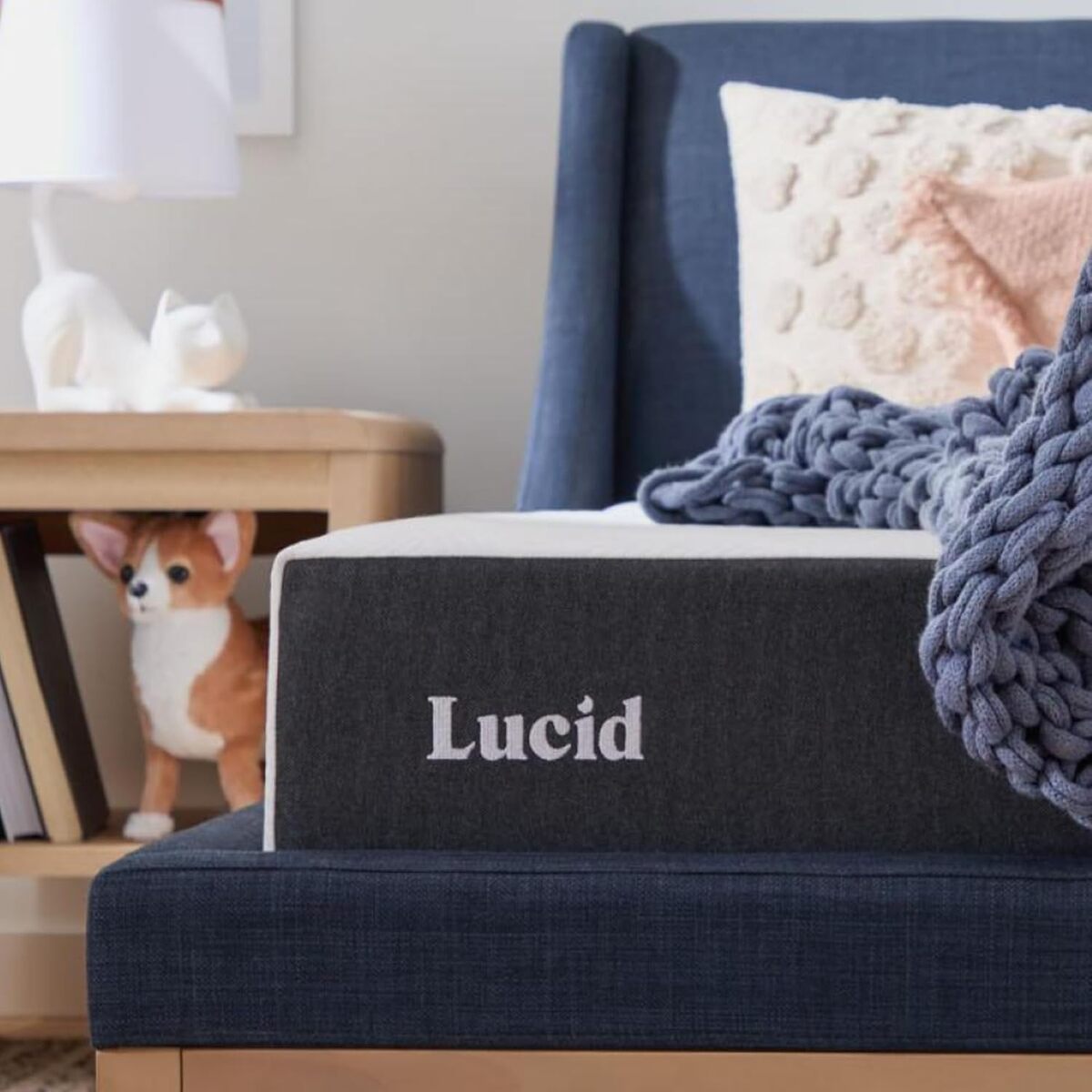Test du matelas mémoire LUCID 20 cm, gel rafraîchissant et charbon